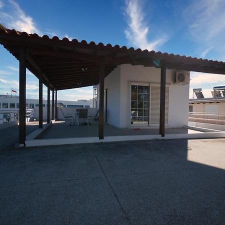 Tiny Studio Marousi Area Apartment Atena Exterior foto