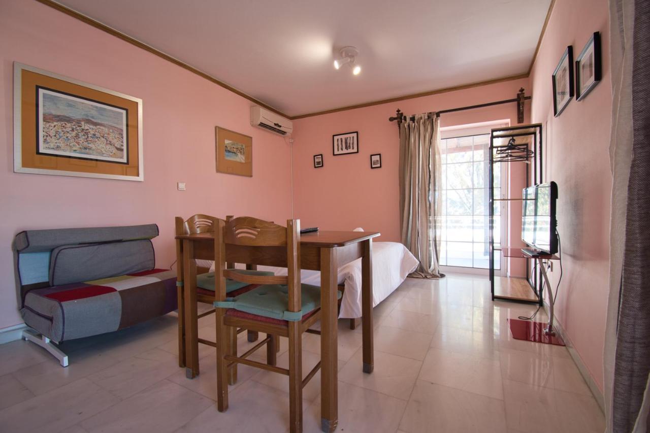 Tiny Studio Marousi Area Apartment Atena Exterior foto