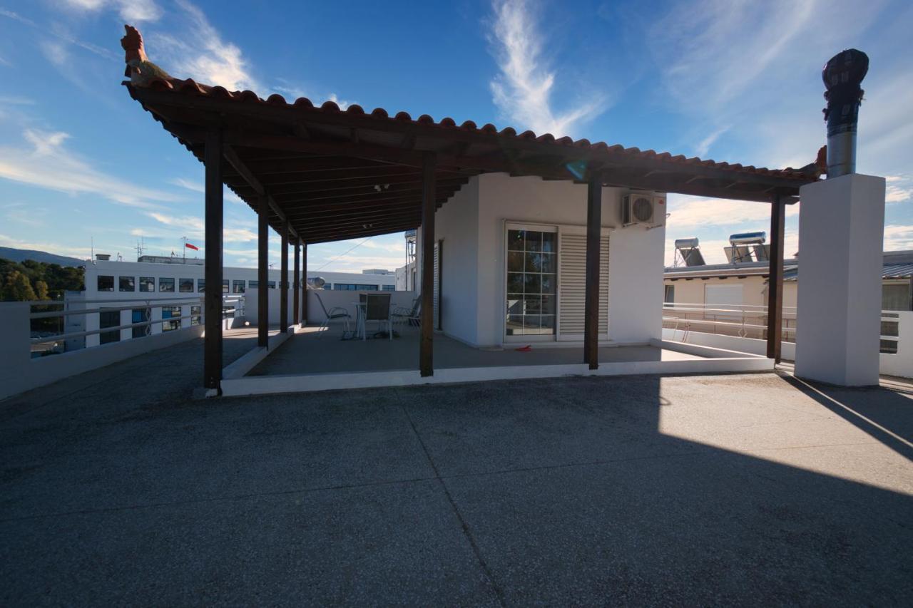 Tiny Studio Marousi Area Apartment Atena Exterior foto